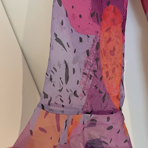 💗💗💗 💯 Silk DVF Dress 👗 - Picture 3 of 4